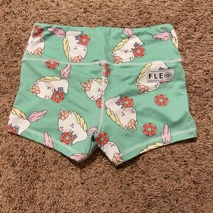 Fleo Shorts